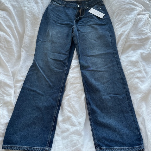 Brand new jeans by PLENTY - Picture 2 of 3